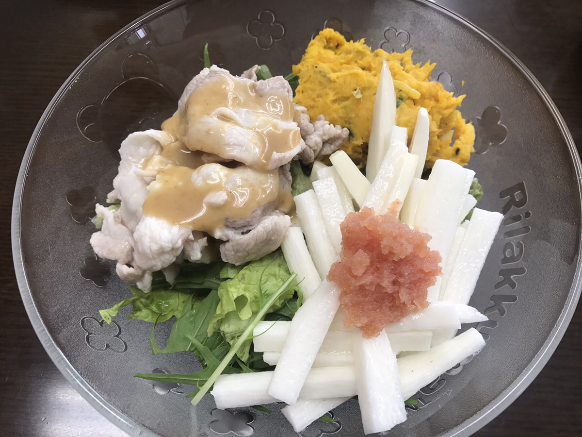 低age 冷しゃぶサラダランチ