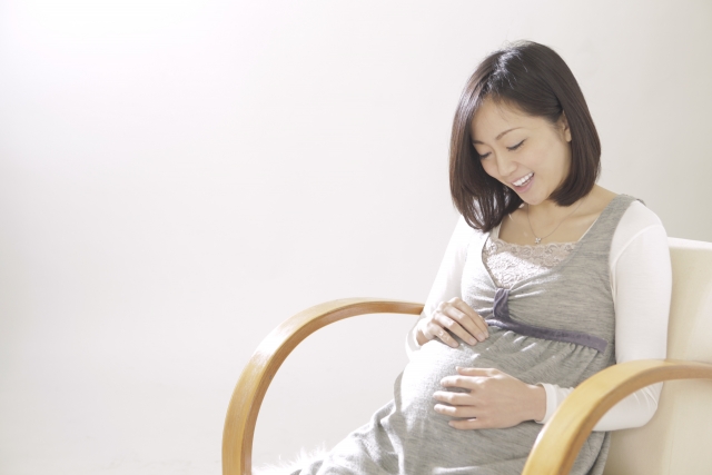 要注意！妊娠中の解熱鎮痛剤や風邪薬には気を付けて。