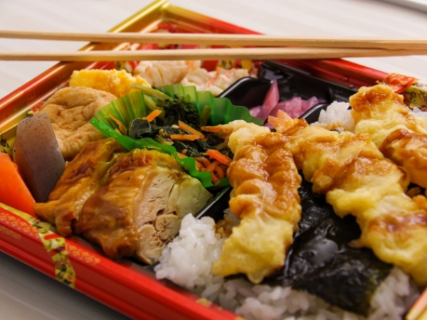 コンビニ弁当のイメージ画像