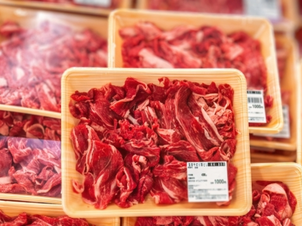 スーパーの牛肉コーナーのイメージ画像