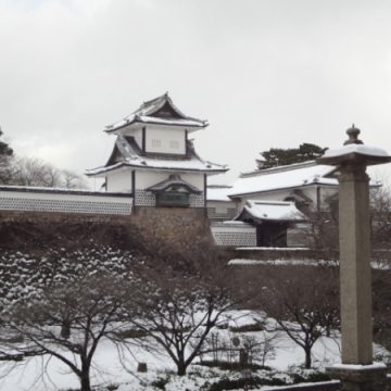 金沢城の冬景色