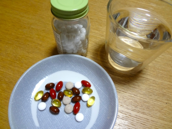 多剤服用のイメージ画像