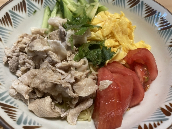 冷やし中華のイメージ画像