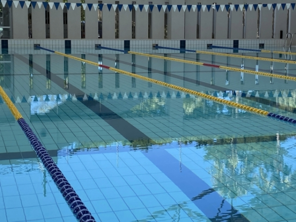 室内プールの画像